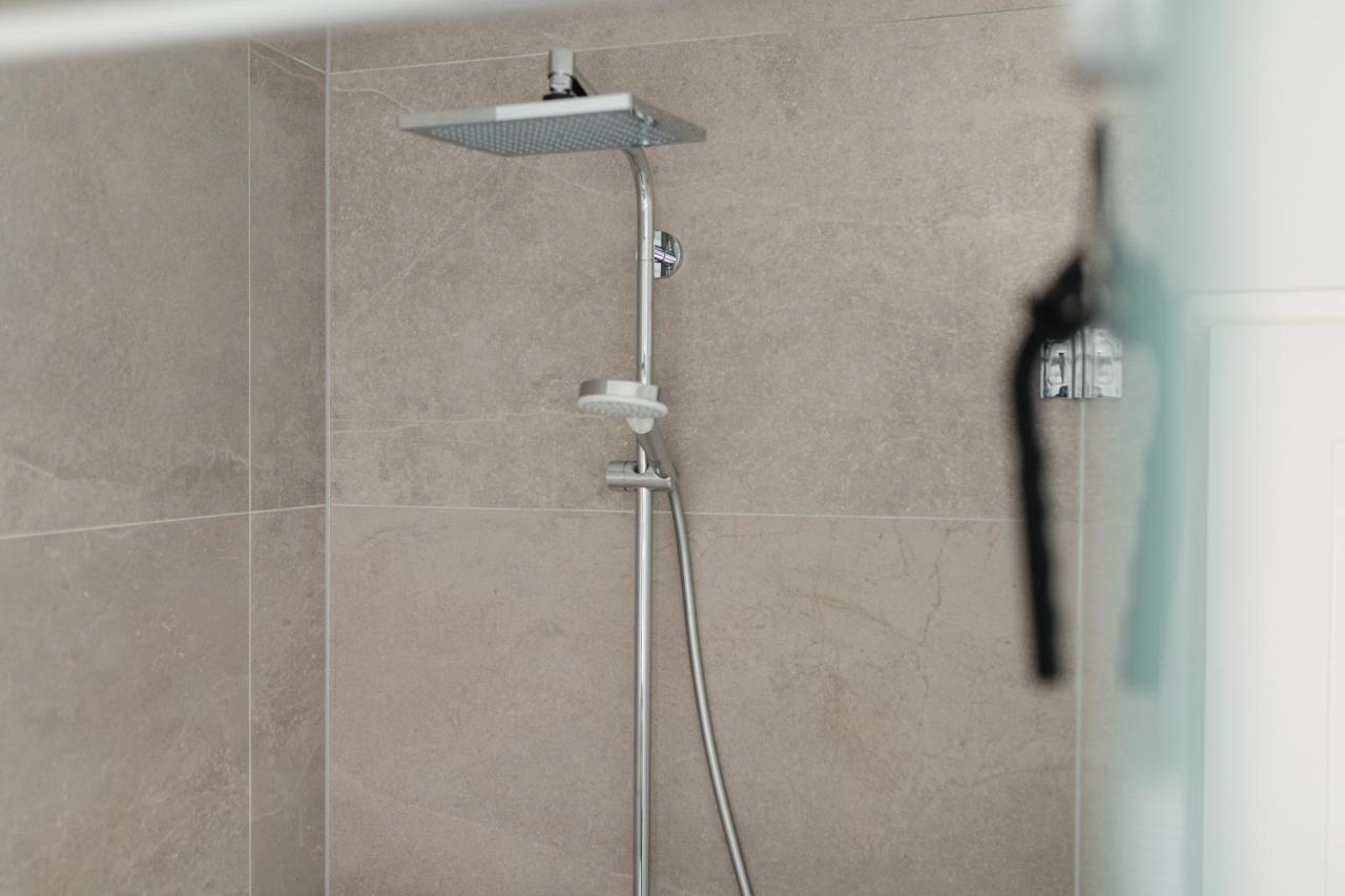 Kuesten Suite Sued - Seitliche Wasserlage, Terrasse, 70Qm Greetsiel Zewnętrze zdjęcie